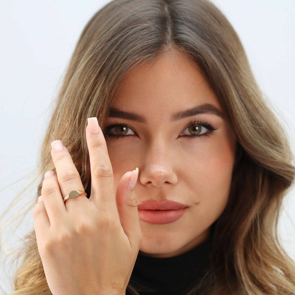 Allring - Resizable Dainty Signet Stacking Ring for Women by Satinski
