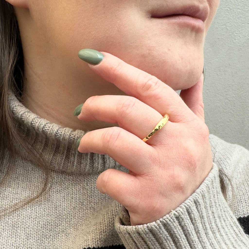 Allring Wave – Textured Resizable Band for Women | Organic Hammered Finish