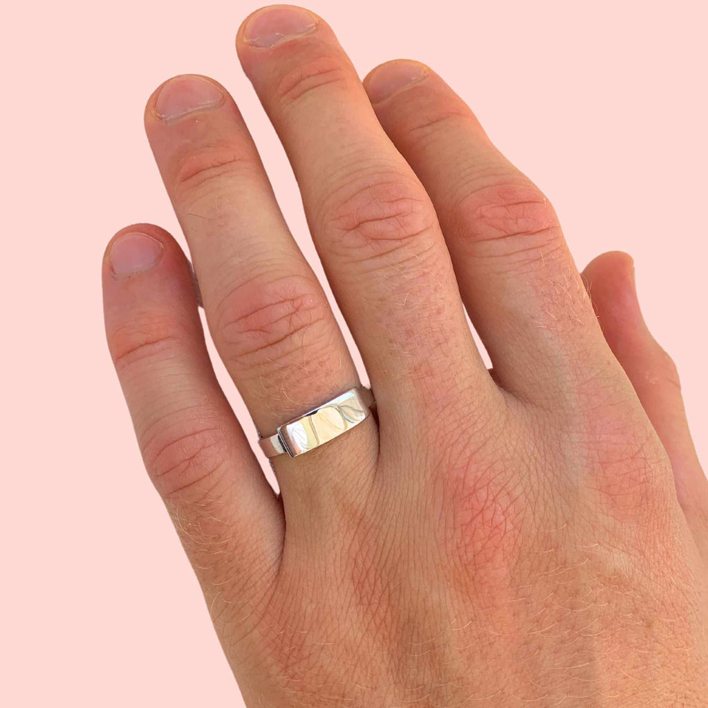 Allring Men's Wedding Band - Gold Resizable Wedding Ring