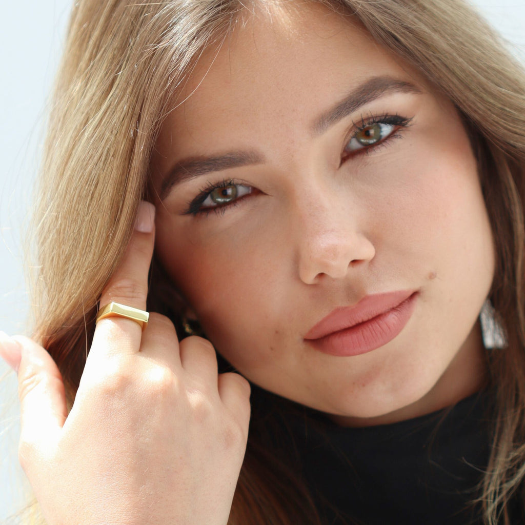 Modern Open Bar Resizable Ring by Satinski - Adjustable Band in Gold & Silver