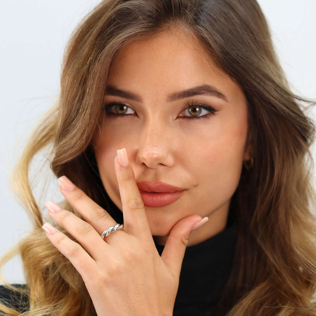 Satinski twist croissant chunky resizable stacking ring