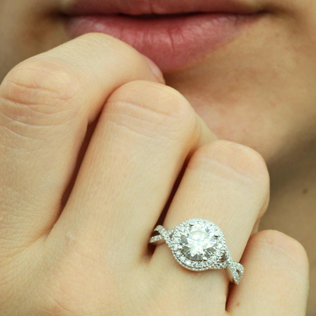 Satinski 1.5 carat moissanite round claw silver resizable engagement ring