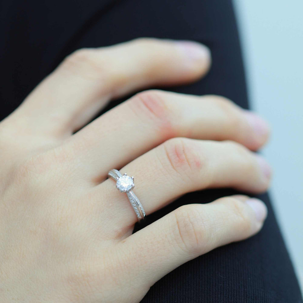  Moissanite Solitaire Engagement Ring - Adjustable Silver Band for Women