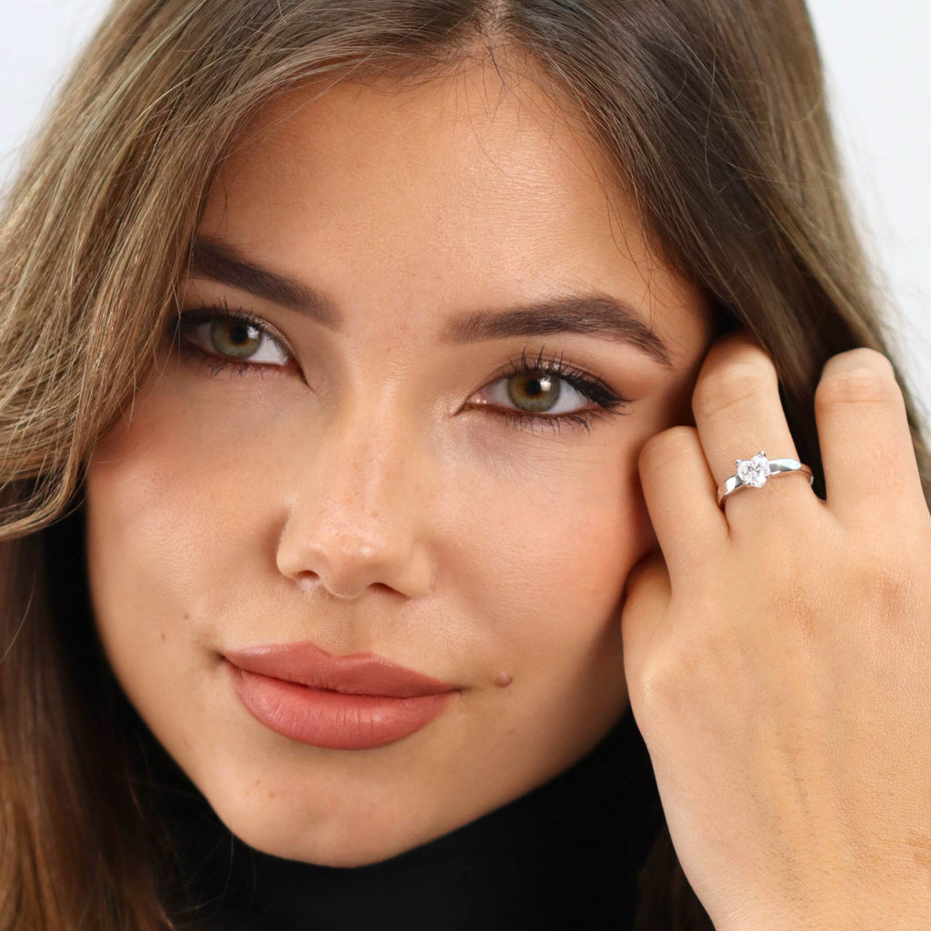 Close-up of White Gold Allring Heart Crystal Ring showing crystal and subtle reflective shine