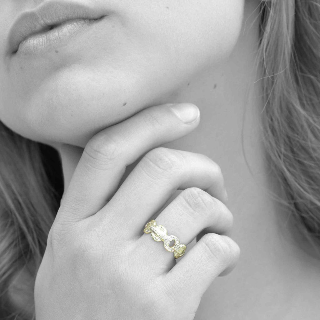 Satinski cross chain solid open silver resizable stacking ring