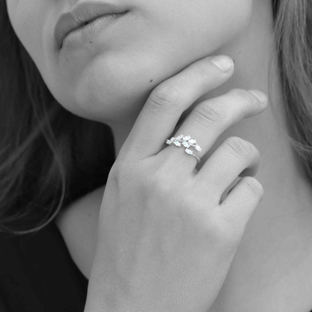 Resizable olive leaf wrap-around adjustable gold-plated silver ring