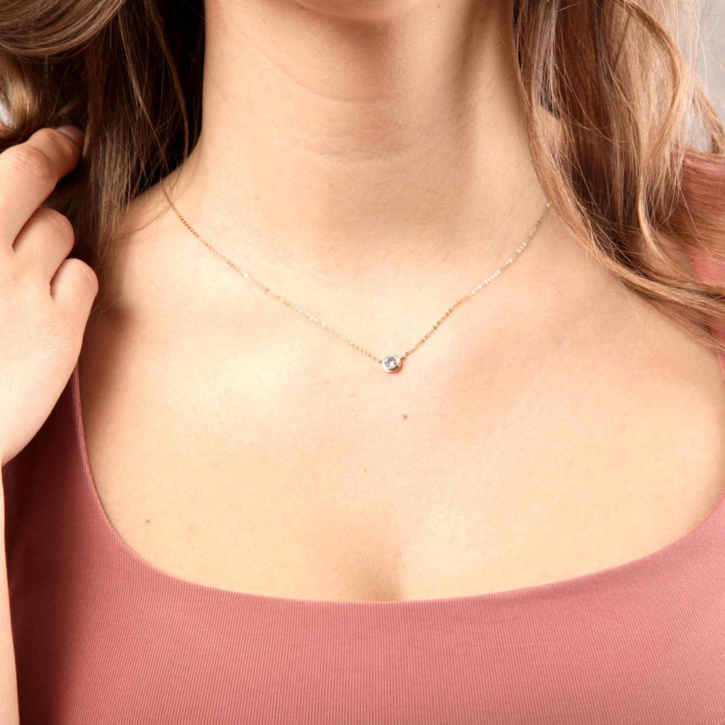 Satinski 14K gold crystal round pendant necklace