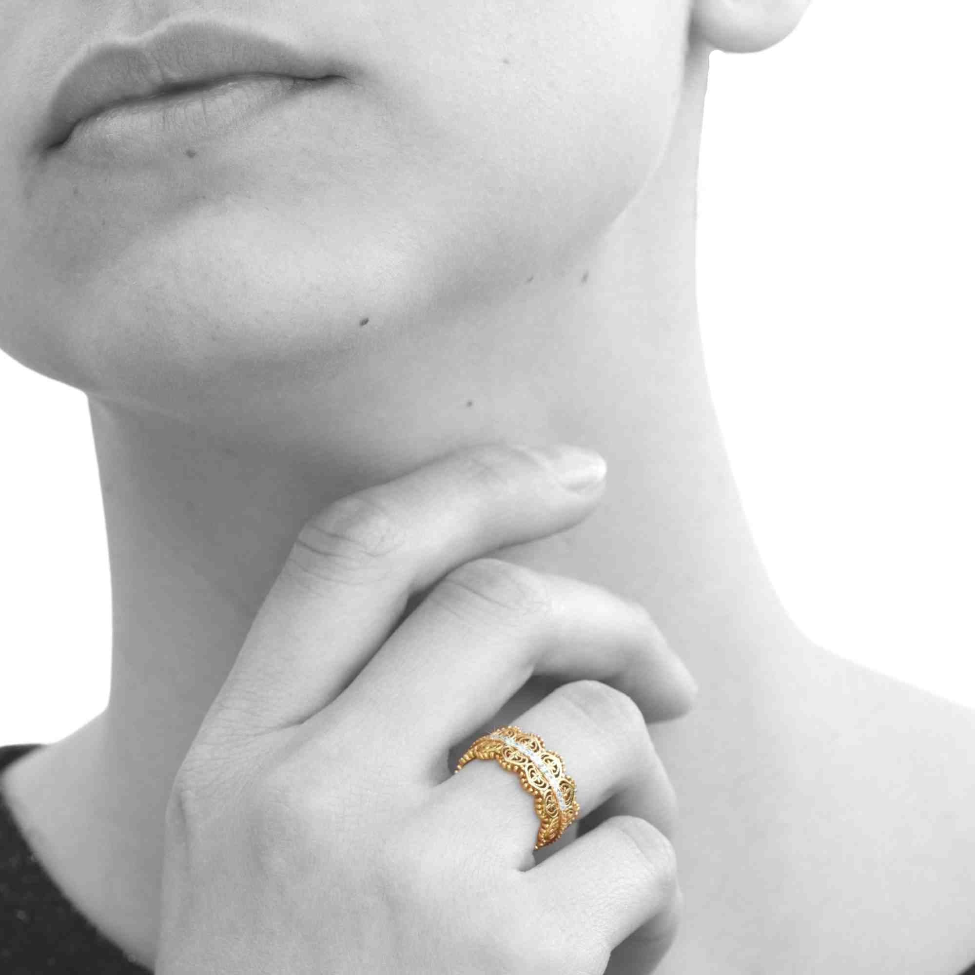 Satinski リリーの花 18k 金メッキ銀製 オープン調整可能 スタッキング 